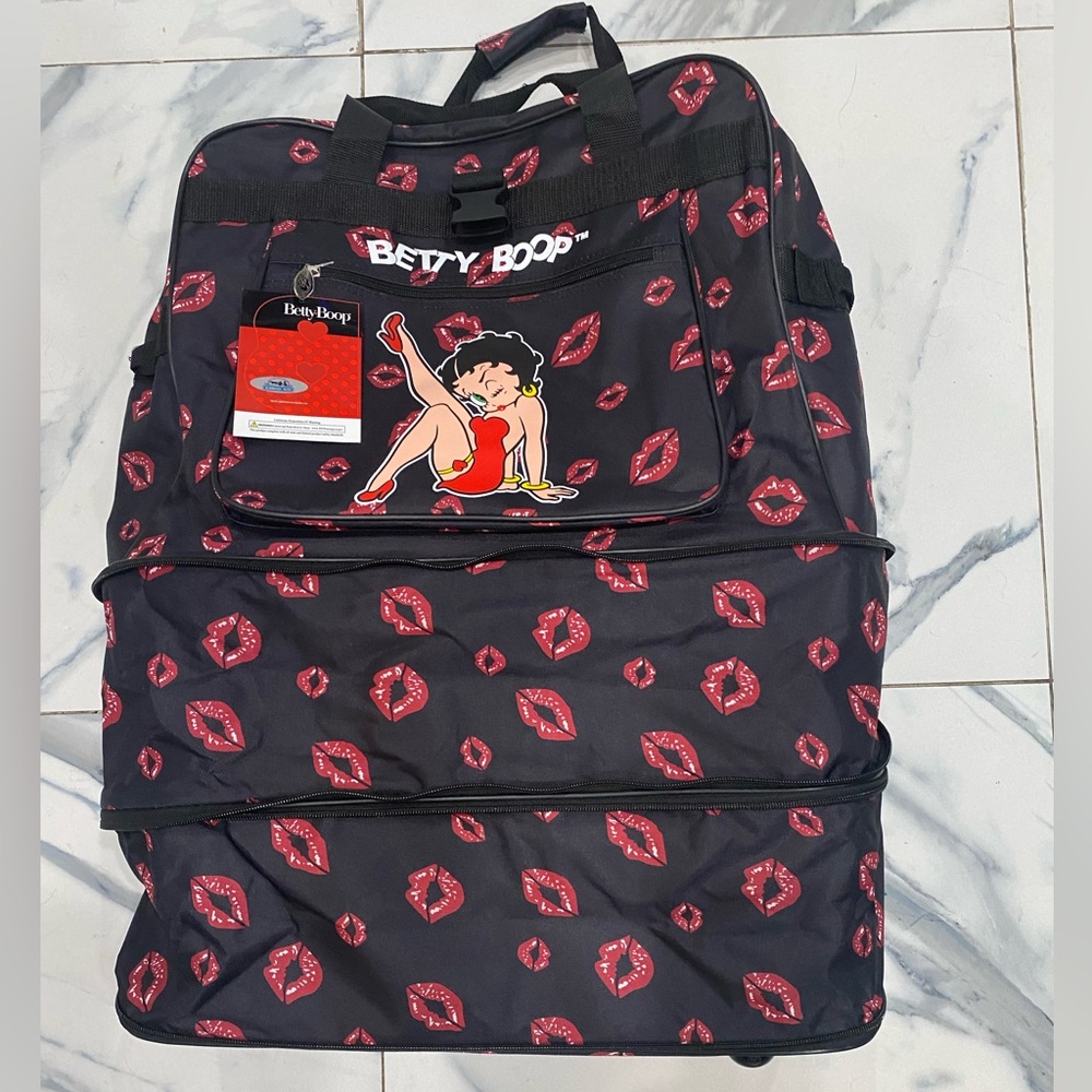Betty Boop Travel Bag with wheels